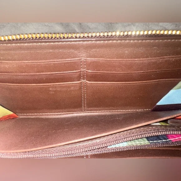 Brown Coach Wallet - Picture 6 of 8